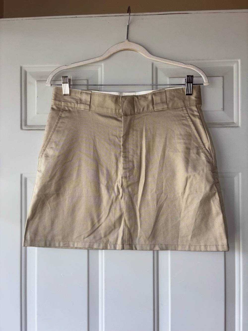 Dickies tan khaki mini skirt size 29